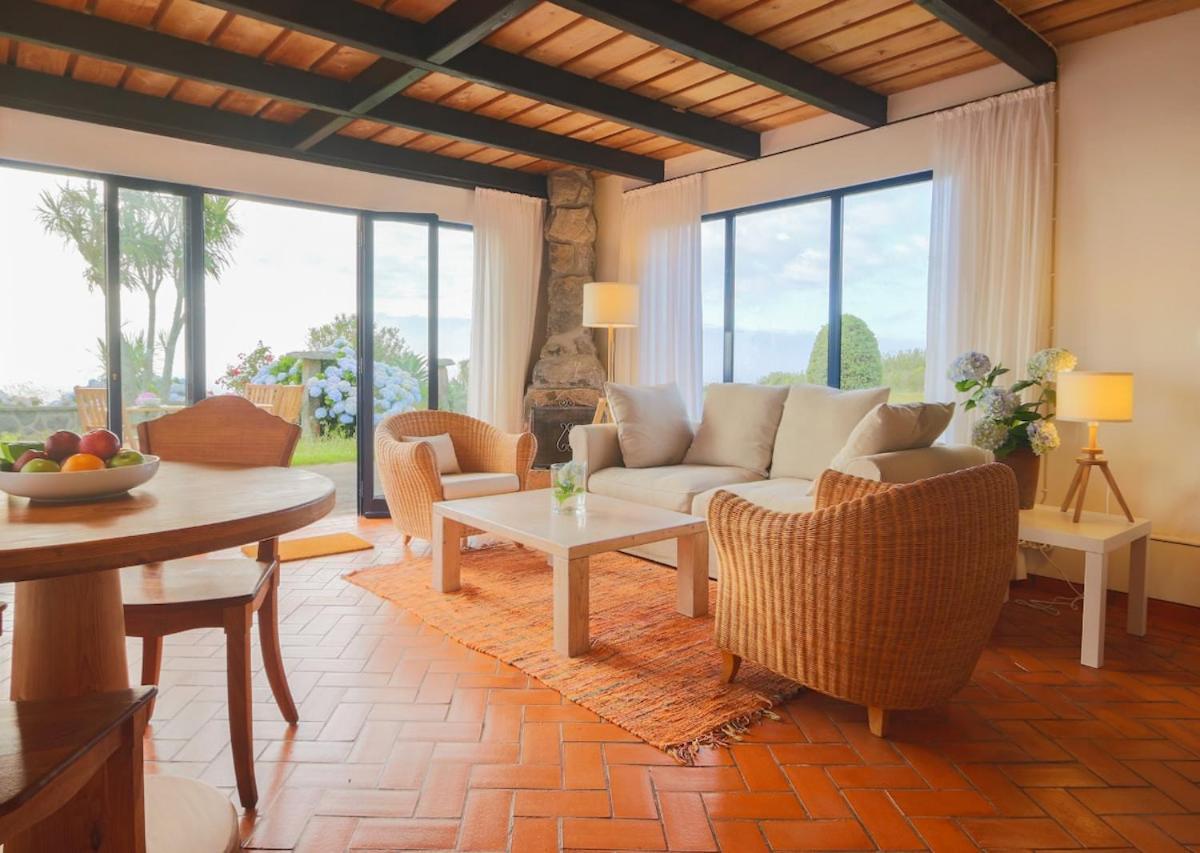 Green Oceanview Relaxing Cottage Mosteiros  Exterior foto